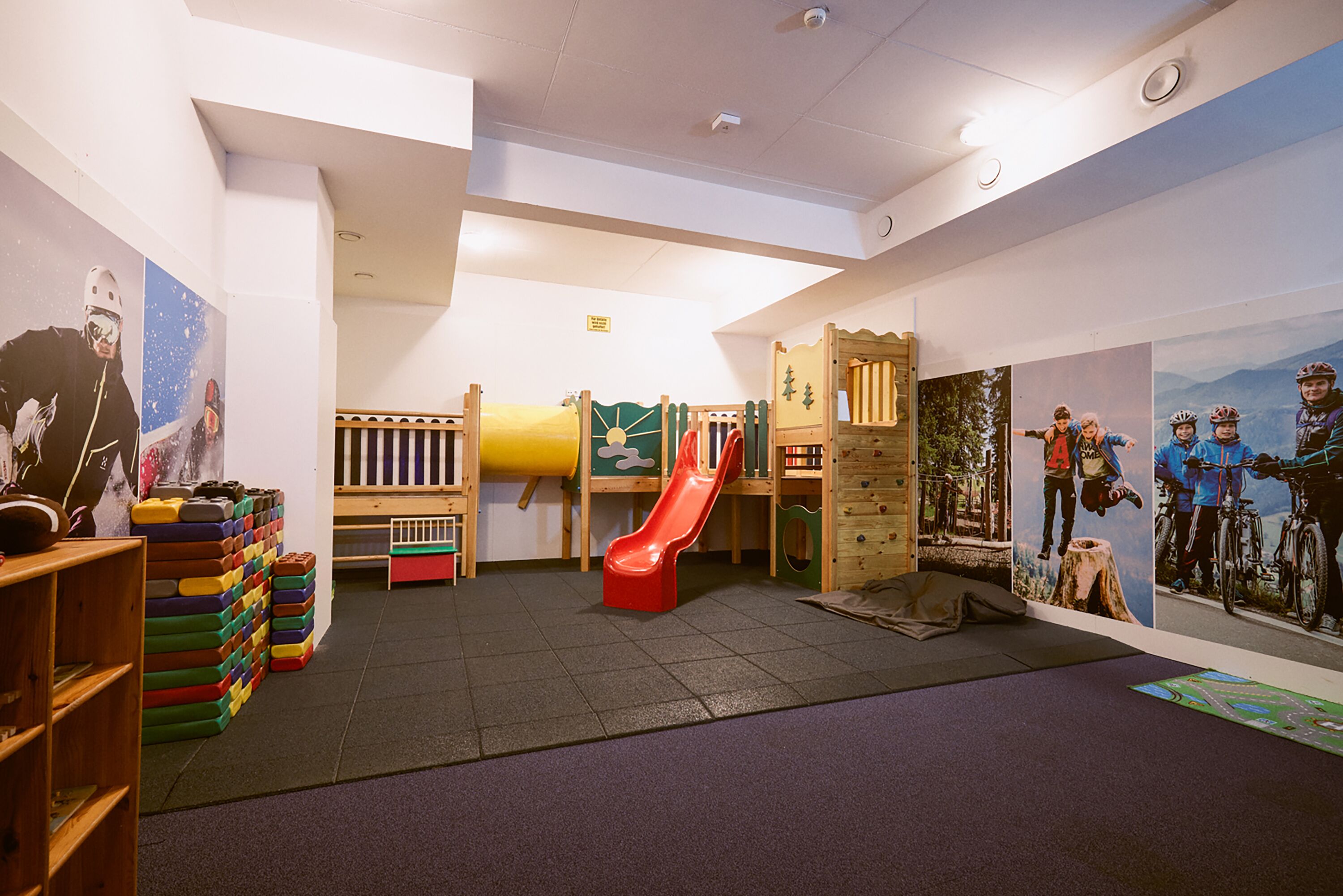 children’s play area – indoor