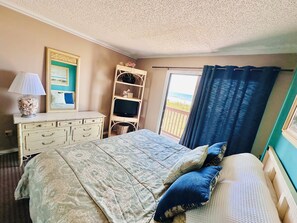 3 bedrooms, iron/ironing board, free Internet, bed sheets - Experience Tilghman Beach and Racquet Club Unit 122! Oceanfront, Pools, Tennis, Close to Main Street! (North Myrtle Beach)