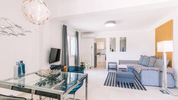 Apartment, 1 Bedroom, Sea View | Living area | Smart TV, Netflix