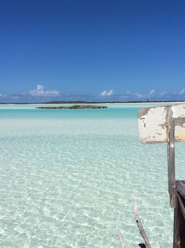 Stunning Beach Property Moriah Harbour with Boat Dock & Breathtaking Views Exuma