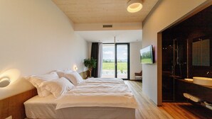 Double Room With A Dancing Pole | Minibar, in-room safe, blackout drapes, soundproofing - WUD hotel (Ljubljana)