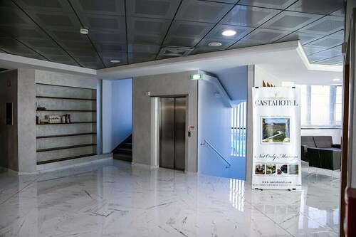 Casta Hotel