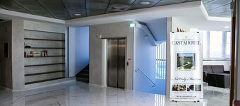 Casta Hotel