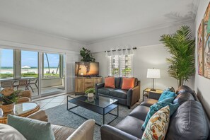 Smart-TV, Tischfußball, Tischtennisplatte