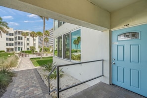 Exterior - Island House Beach Resort 2S (Siesta Key)
