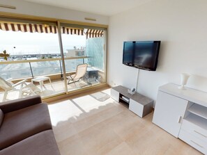 Flat-screen TV - Beautiful 2P with terrace, air conditioning and sea view in Menton (Menton)