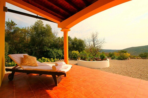 Comfort House | Terrace/patio - Lynne Holiday Home (Kotor)