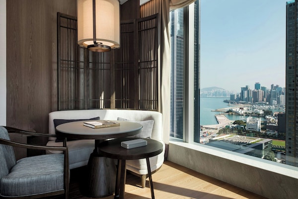 Room, 1 King Bed, Harbor View (Corner) | Frette Italian sheets, premium bedding, down comforters, minibar