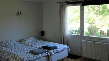 Apartment, Garden View (1) | Extra beds