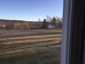 Apartment, Lake View (4) | Courtyard view