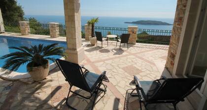Stone Holiday Home