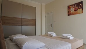 Desk, soundproofing, iron/ironing board, free WiFi - Blue Lagoon Village (Gazipasa)