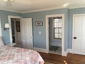 7 bedrooms, iron/ironing board, free WiFi
