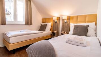 Maison Design, 4 chambres (HOUSE 29) | Rideaux occultants, Wi-Fi gratuit, draps fournis