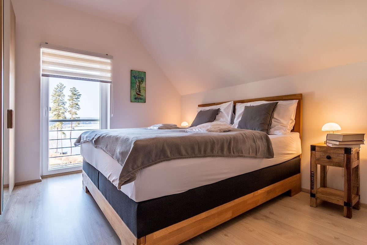 Deluxe huis, huisdieren niet toegestaan (HOUSE 6) | 1 slaapkamer, verduisterende gordijnen, gratis wifi, beddengoed