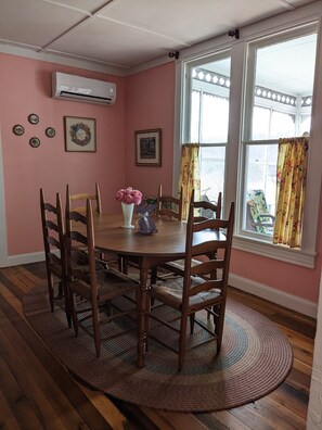 Dining - Roomy 1896 Victorian Farmhouse Farm Stay in Lee Virginia (Dryden)