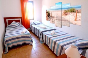 Free WiFi, bed sheets - GBH Volcanic Beach (La Oliva)
