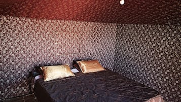 Basic Tent, 2 Single Beds, Mountain View | In-room safe, bed sheets