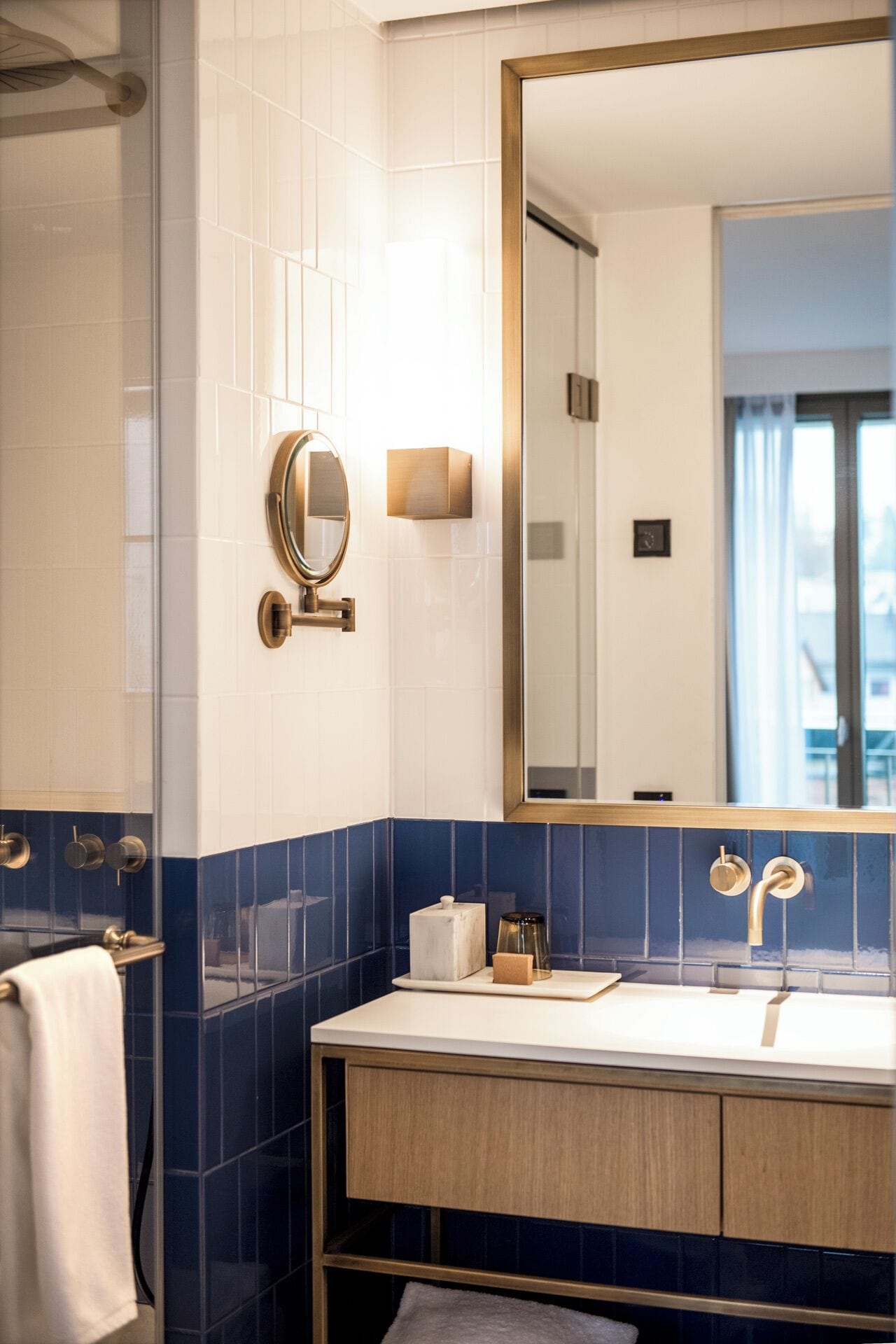 penthouse junior suite with terrace | bathroom | shower, free toiletries, hair dryer, bathrobes