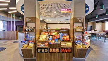 Snack bar