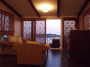 Villa | Oppholdsområde | LCD-TV