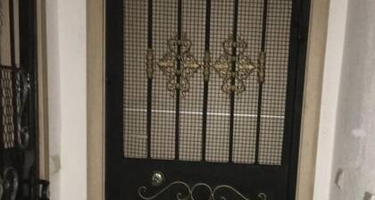 Appartement neuf et soigné prÚs de la mer et de l'aéroport