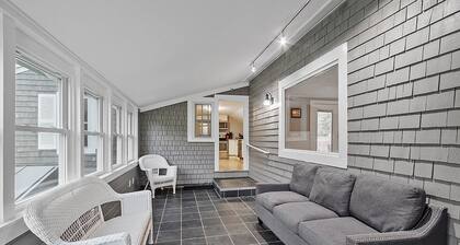 Kennebunk/Kennebunkport Beach House with Swimming Pool!