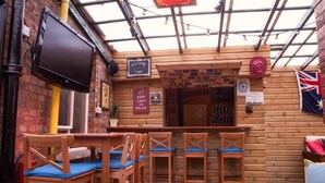 Terrace/patio - Central Backpackers Oxford (Oxford)
