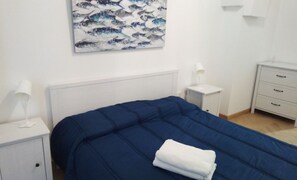 In-room safe, free WiFi, bed sheets - B&B Garibaldi (Alcamo)