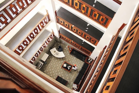 Parte interna. Shalako Hotel