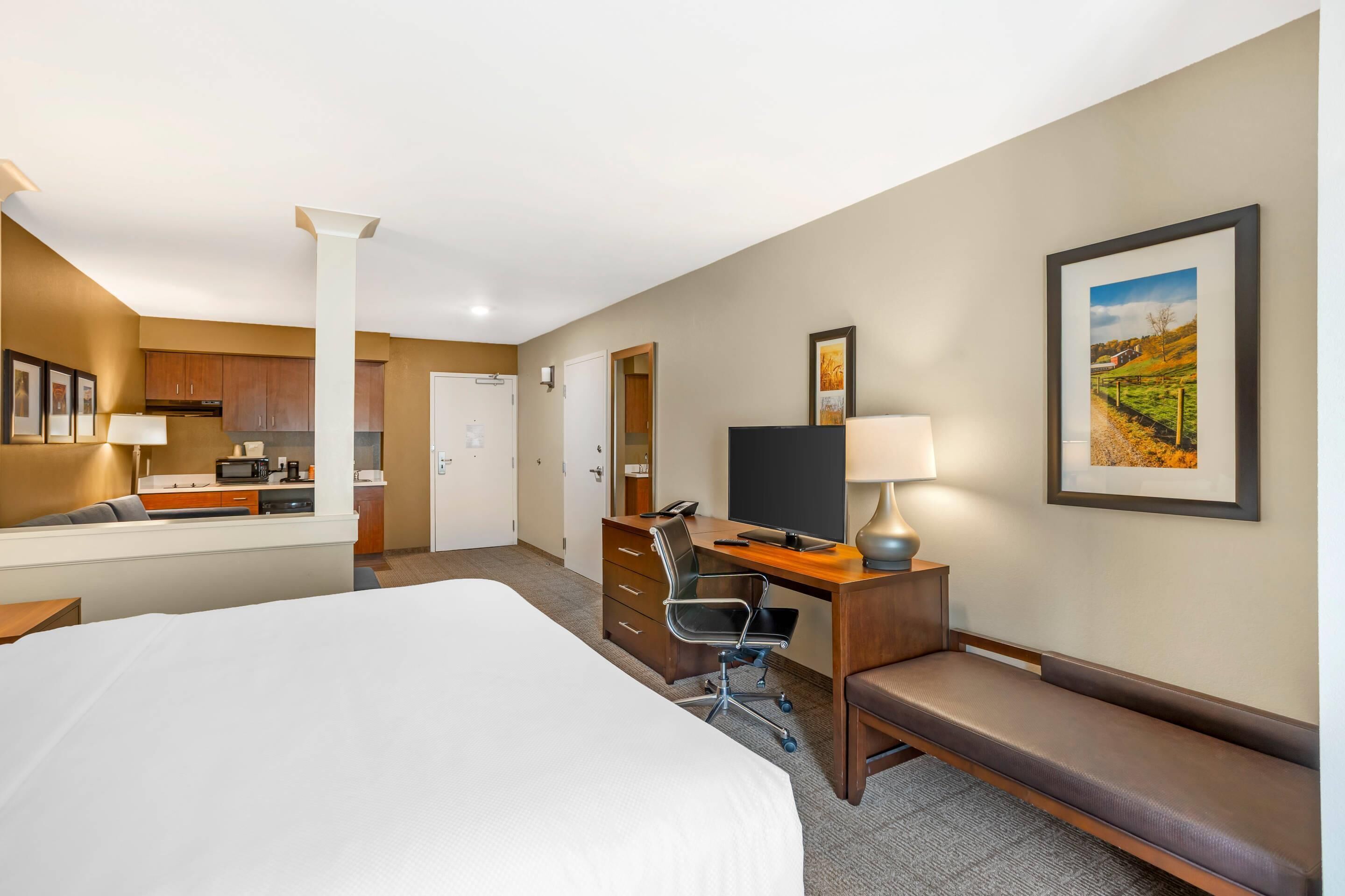 individually furnished, desk, laptop workspace, blackout curtains