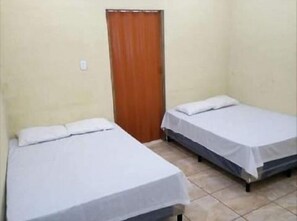 Casa de campo estándar, varias camas, vista a la playa | Ropa de cama
