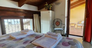 3 Schlafzimmer, Bügeleisen/Bügelbrett, Reisekinderbett, kostenloses WLAN