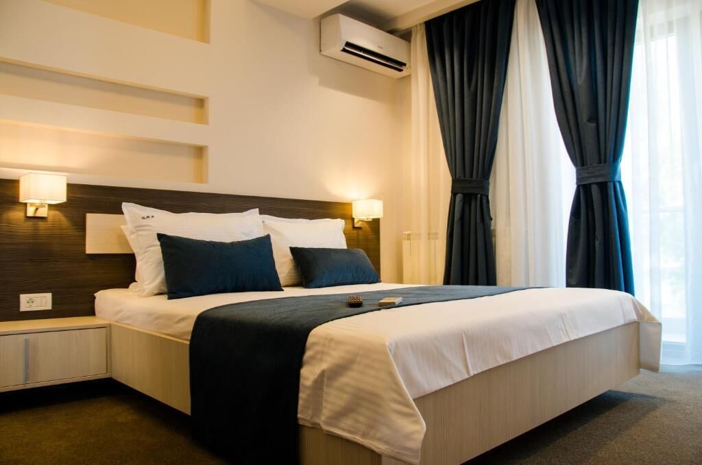 Minibar, in-room safe, desk, blackout curtains
