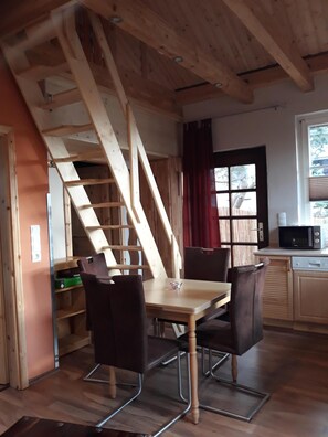 Fernseher, Kamin