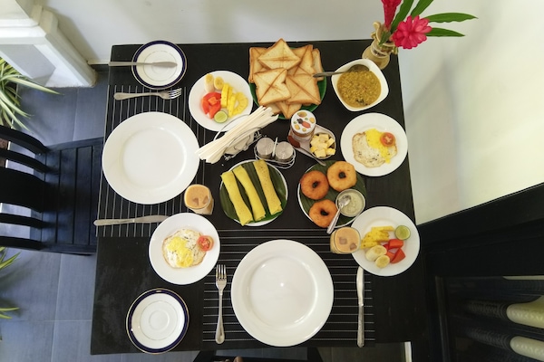 Desayuno completo incluido todos los días