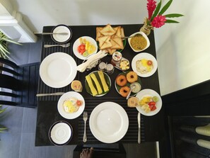 包含每日全套早餐