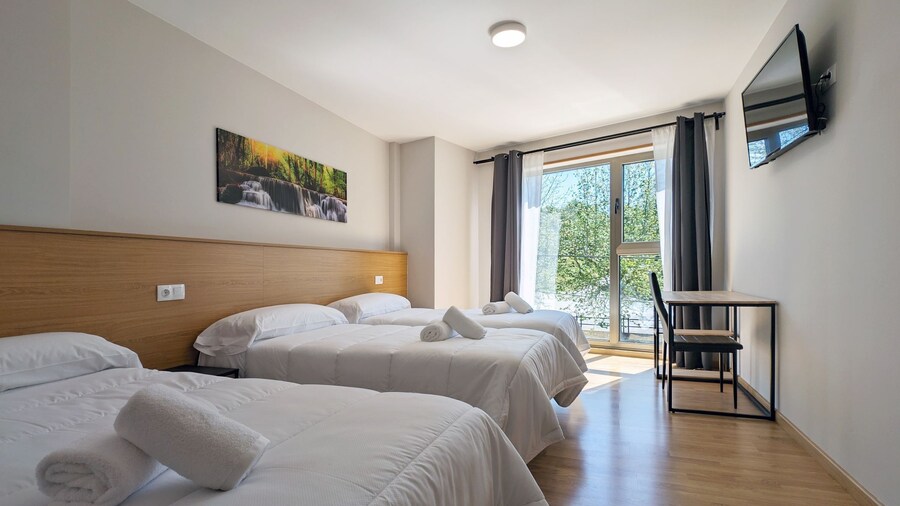 Villa de Arzua by gaiarooms