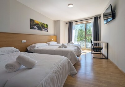 Villa de Arzua by gaiarooms