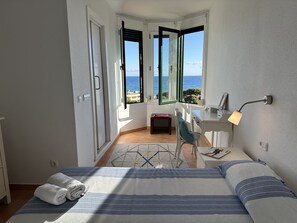 2 bedrooms, iron/ironing board, travel crib, free WiFi