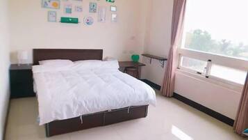 Double Room, 1 Double Bed | Desk, blackout drapes, free WiFi, bed sheets
