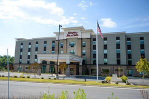 Exterior - Hampton Inn & Suites Lenoir (Lenoir)