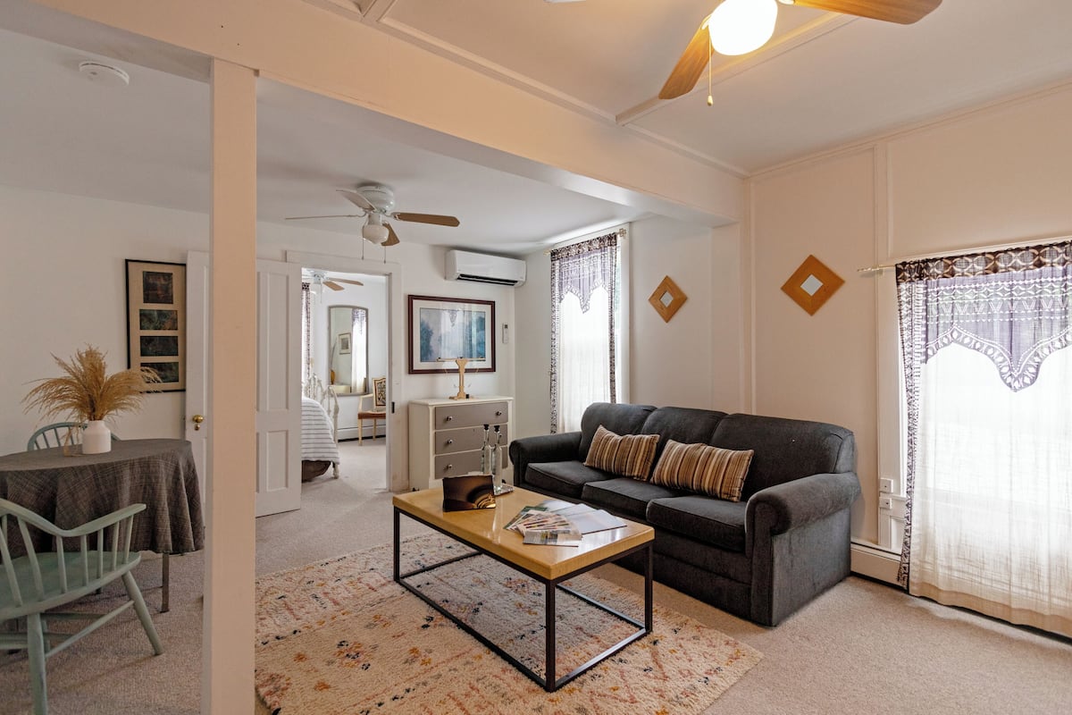 Suite Deluxe, 1 grand lit et 1 canapé-lit | Salle de séjour