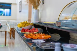 Free daily buffet breakfast  - Ano Bom Palace Hotel (Barra Mansa)