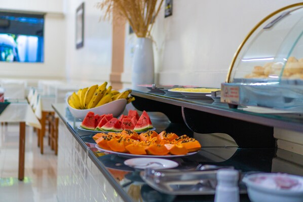 Petit déjeuner buffet compris tous les jours