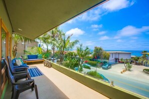 Property grounds - Private Pool * Ocean Views * Beach Across The Street! (Encinitas)