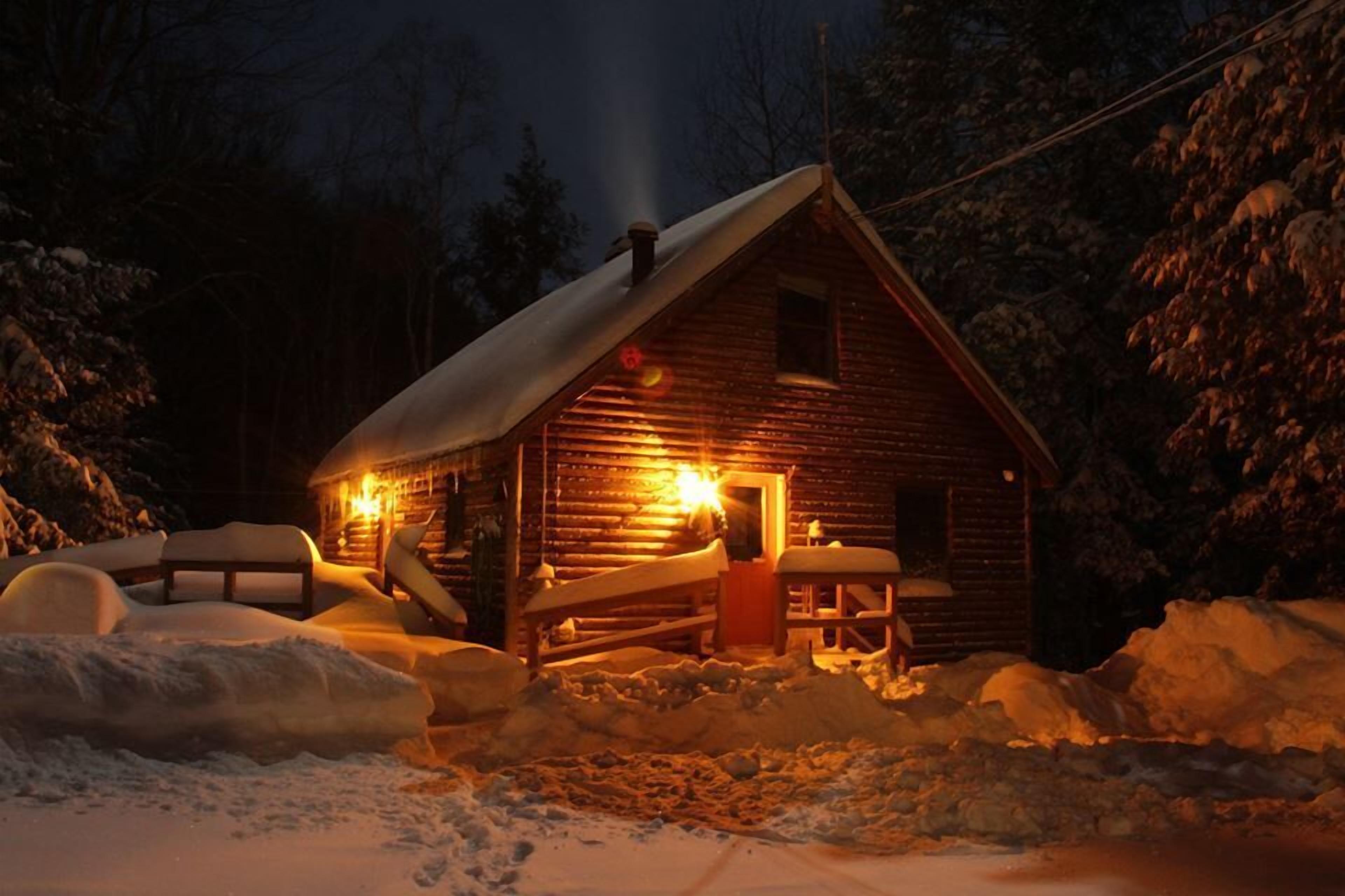 Christmas look at Mossy Glenn Lodge