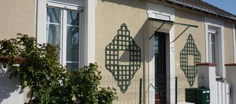 Maison bord de mer 50 m Marché
