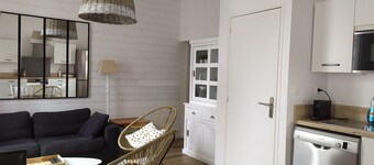 Maison bord de mer 50 m Marché