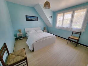 4 Schlafzimmer, Bügeleisen/Bügelbrett, kostenloses WLAN